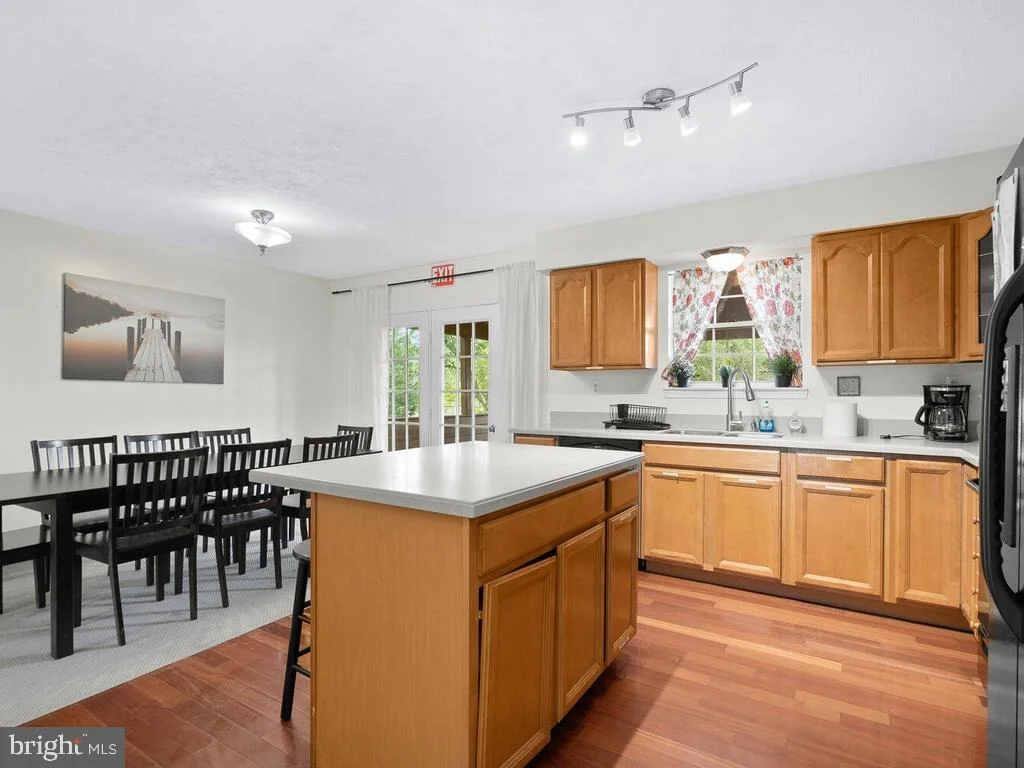 Photo of 12420 POPLAR VIEW DRIVE