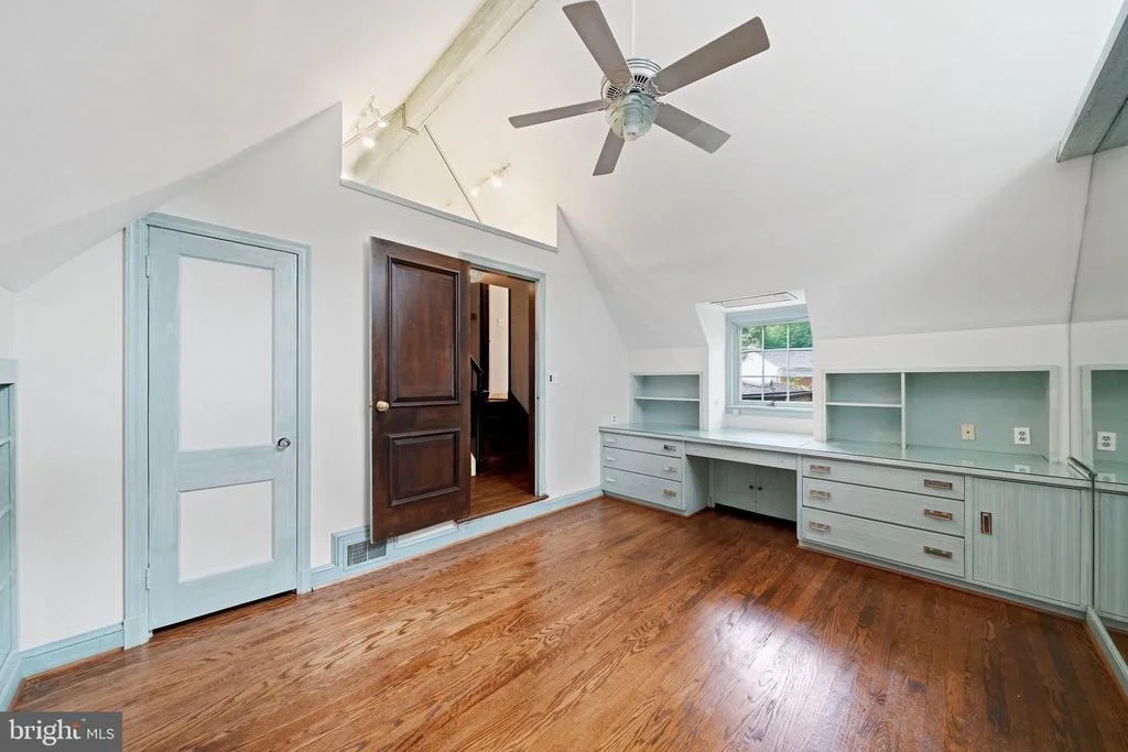Photo of 10601 SWEETBRIAR PARKWAY