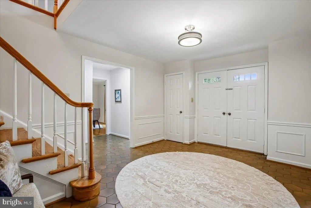 Photo of 9208 FALL RIVER LANE