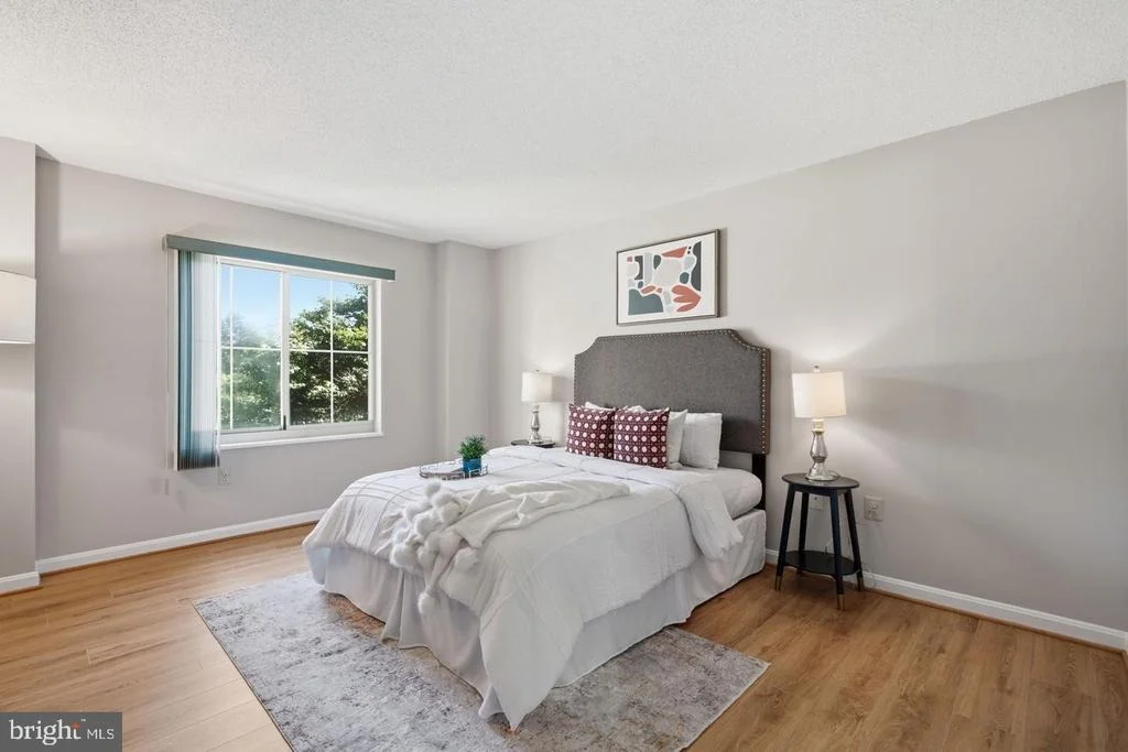 Photo of Unit 304 at 14805 PENNFIELD CIRCLE