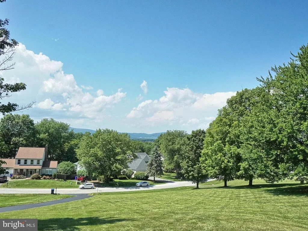 Photo of 4626 FELDSPAR ROAD
