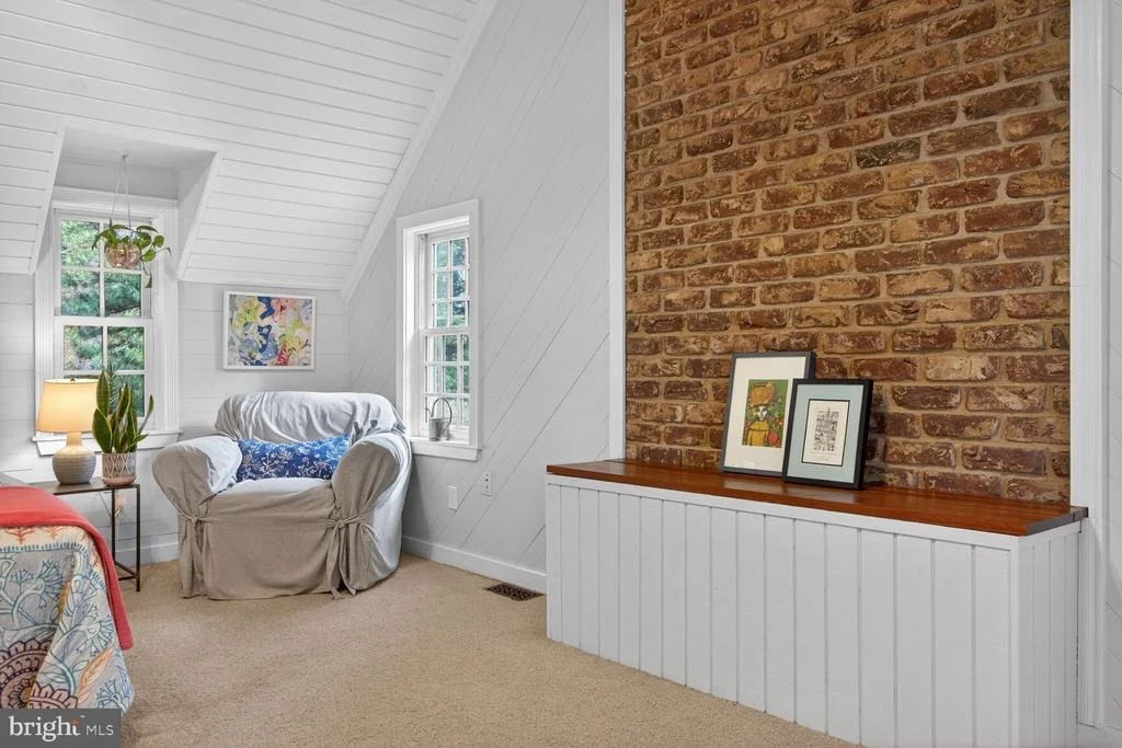 Photo of 17641 RAVEN ROCKS ROAD