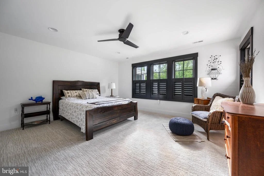 Photo of 516 SEAGULL DRIVE