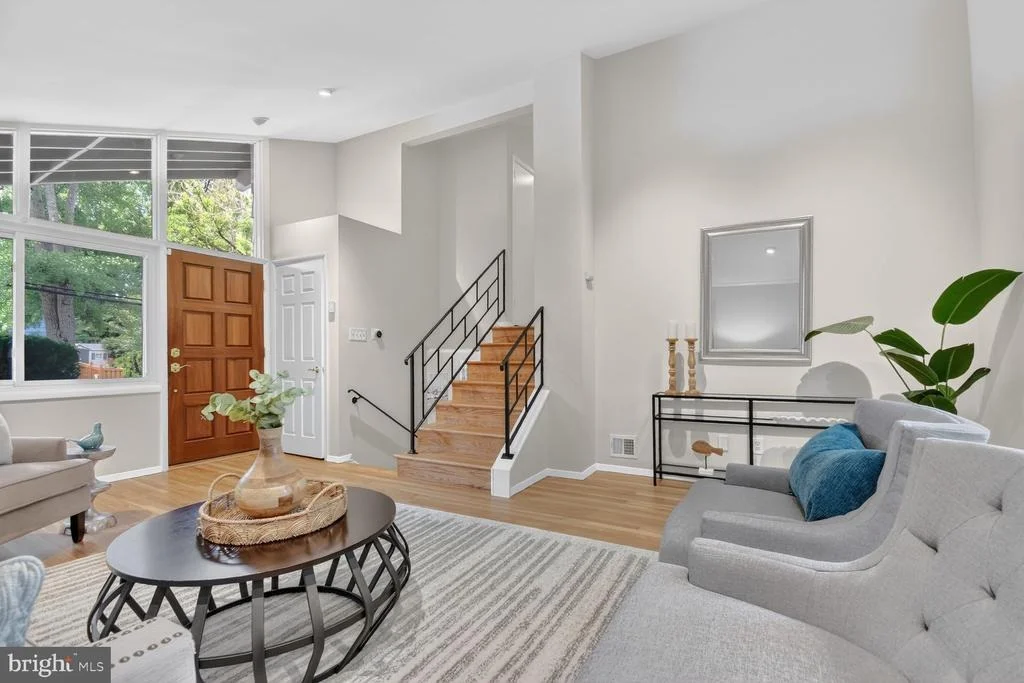 Photo of 4401 FERRARA DRIVE
