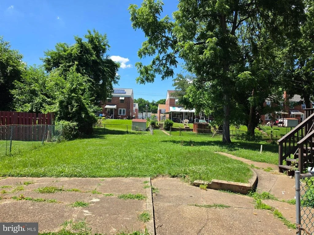 Photo of 4002 MORTIMER AVENUE