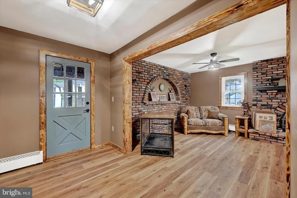 Photo of 5824 OAKLAND ROAD