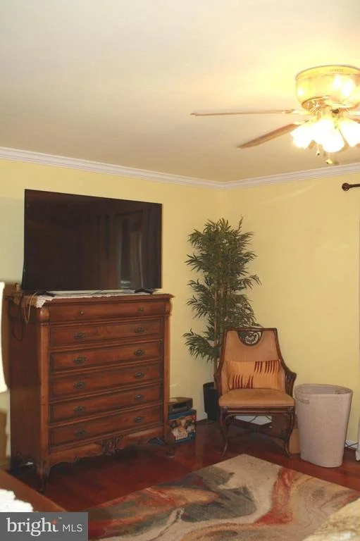 Photo of 8606 COMPASS COURT