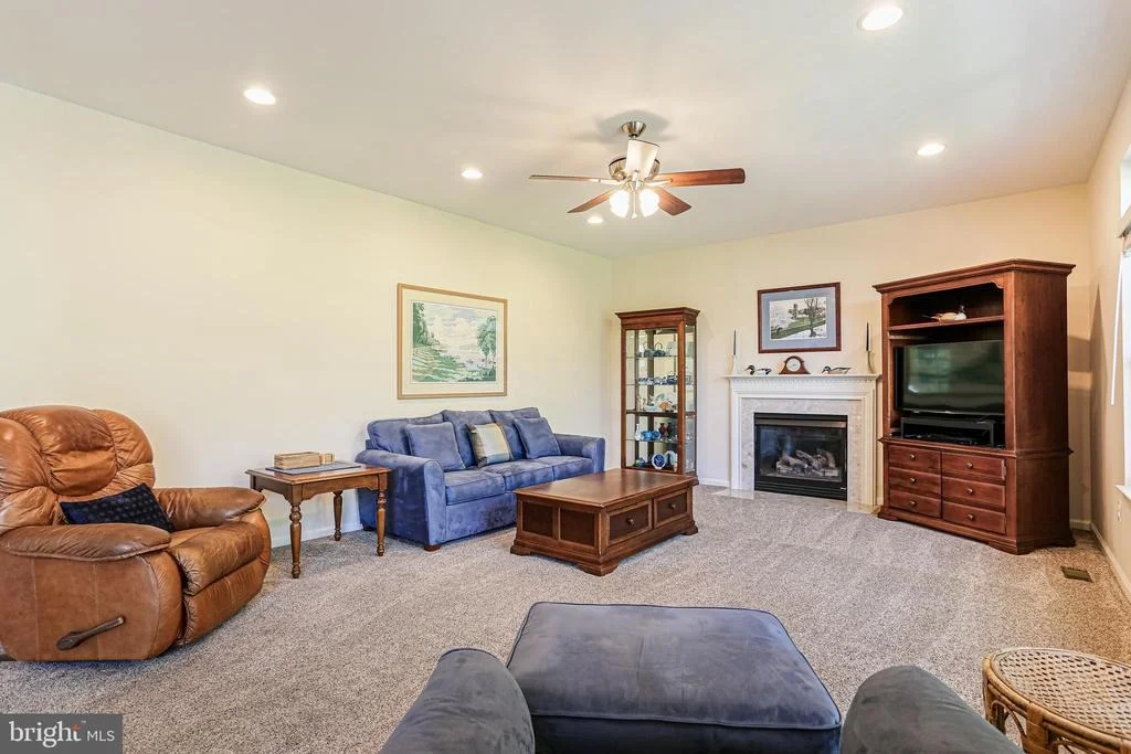 Photo of 9703 ROYAL CREST CIRCLE