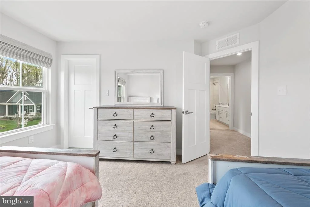 Photo of 37296 SPINNEY LANE