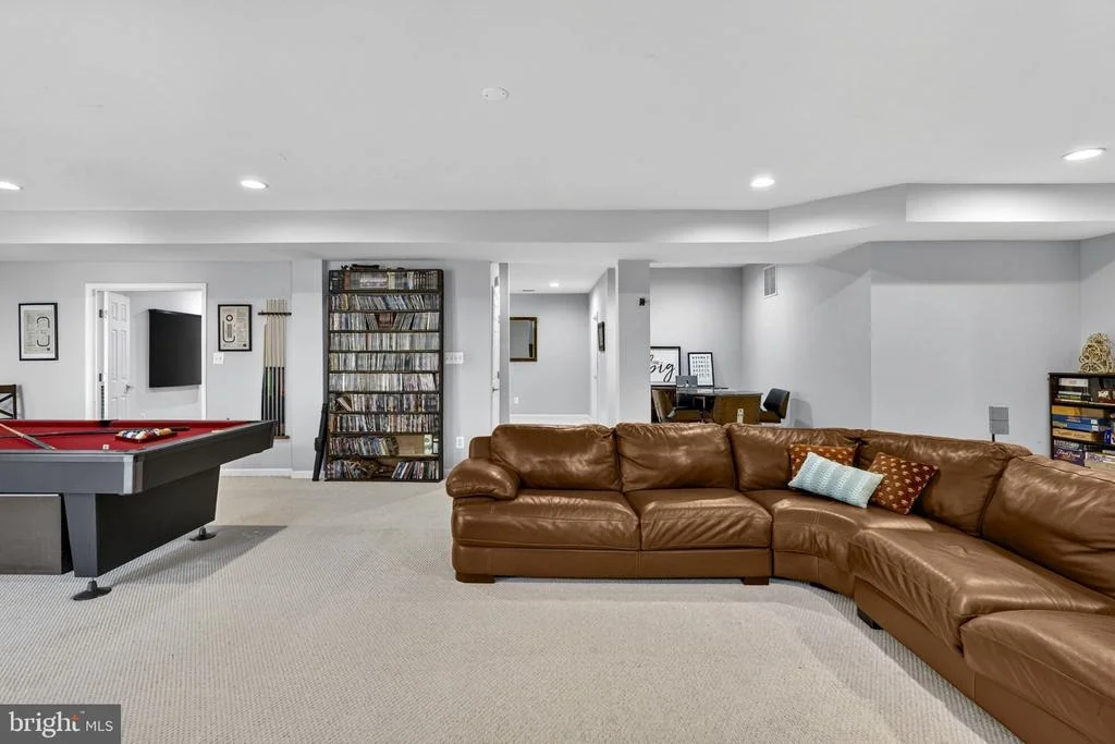 Photo of 42758 GLENSIDE DRIVE
