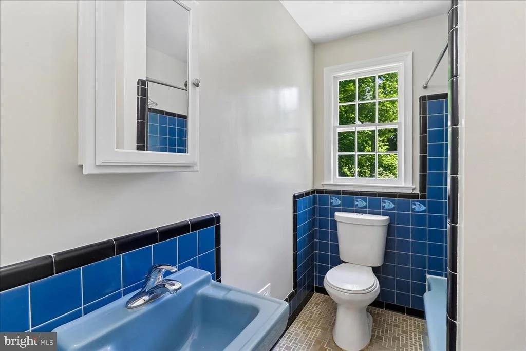 Photo of 12811 LACY DRIVE
