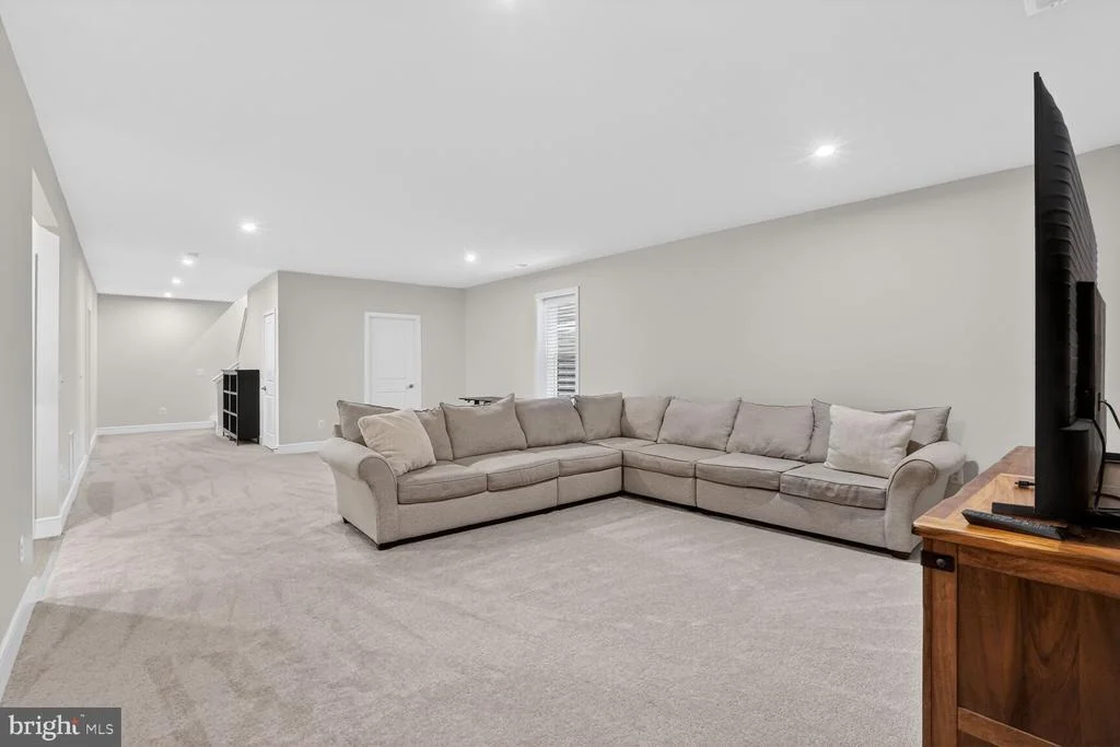 Photo of 6053 COBBLESTONE