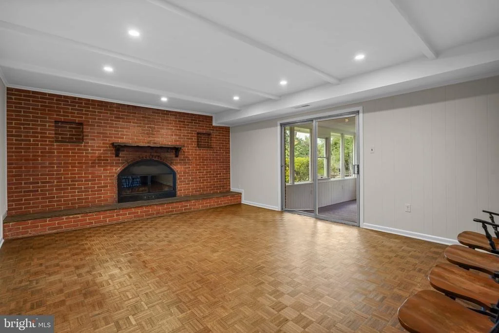 Photo of 3717 KING WILLIAM DRIVE
