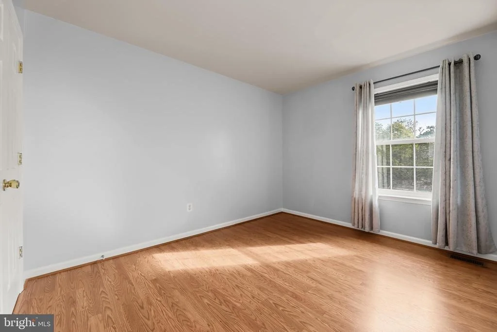 Photo of 236 LAKE COVENTRY DRIVE