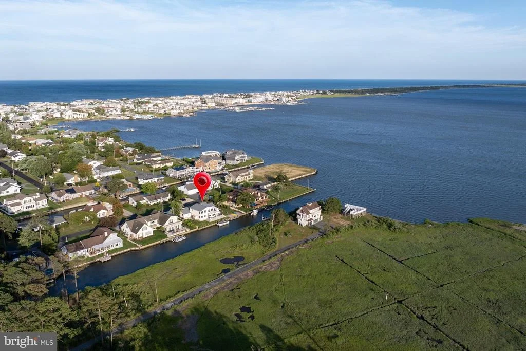 Photo of 13 VENETIAN DRIVE