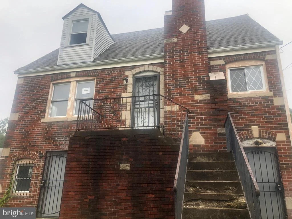 Photo of 4104 TORQUE STREET