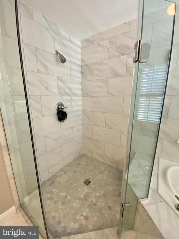 Photo of 807 WOODSIDE PARKWAY