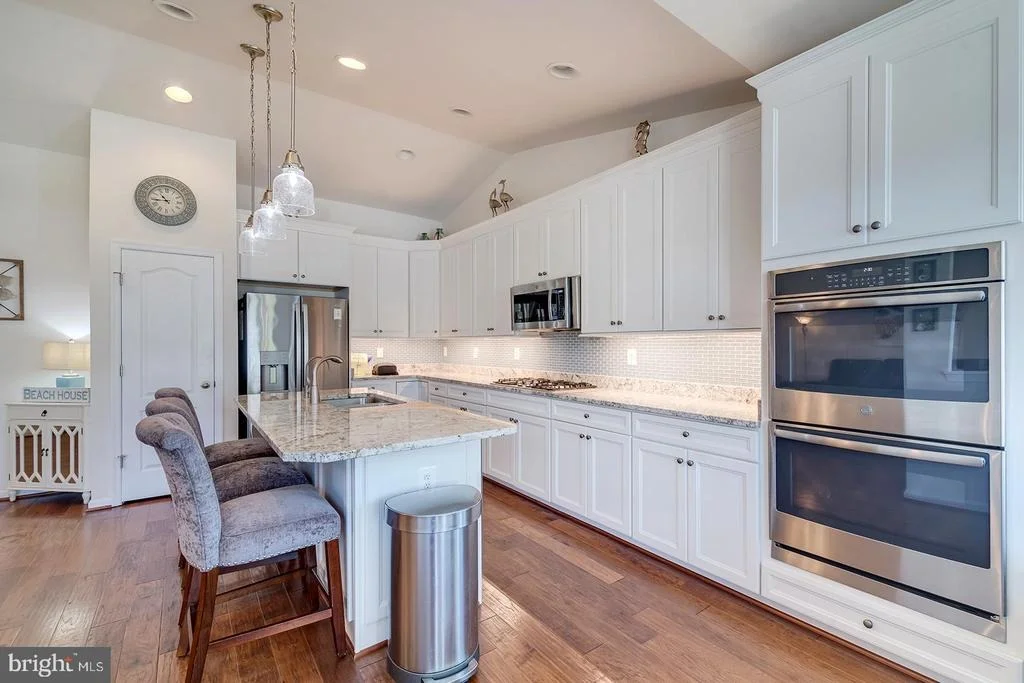 Photo of 34438 SPRING BROOK AVENUE