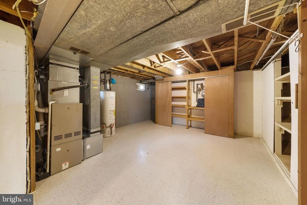 Photo of 1509 VIVIAN PLACE