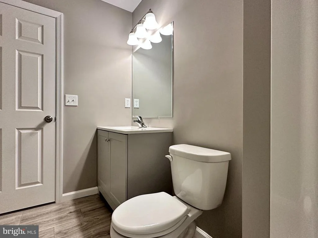 Photo of 1062 HICKORY DRIVE