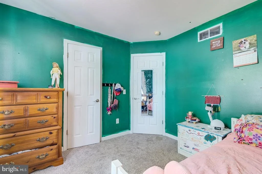 Photo of 5 MAPLE SHADE DRIVE