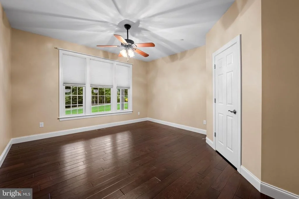 Photo of 1391 MACTON ROAD