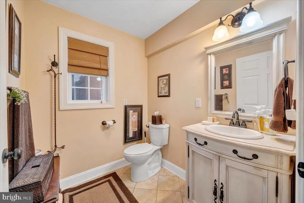Photo of 2170 LONE IVY ROAD