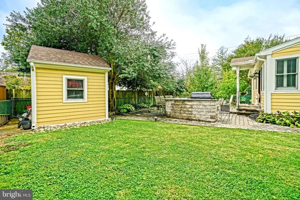 Photo of 519 KINGS HIGHWAY