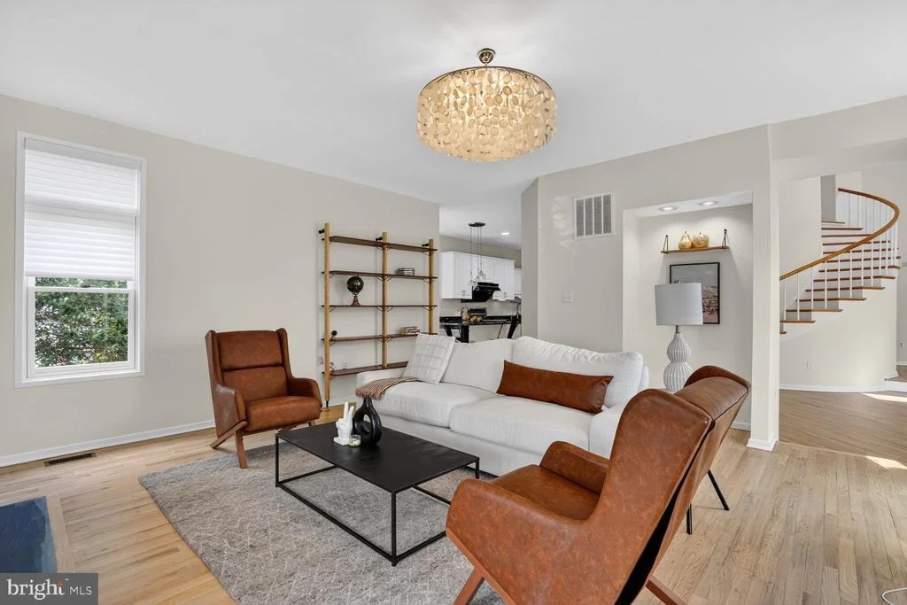 Photo of 2028 BEACON PLACE