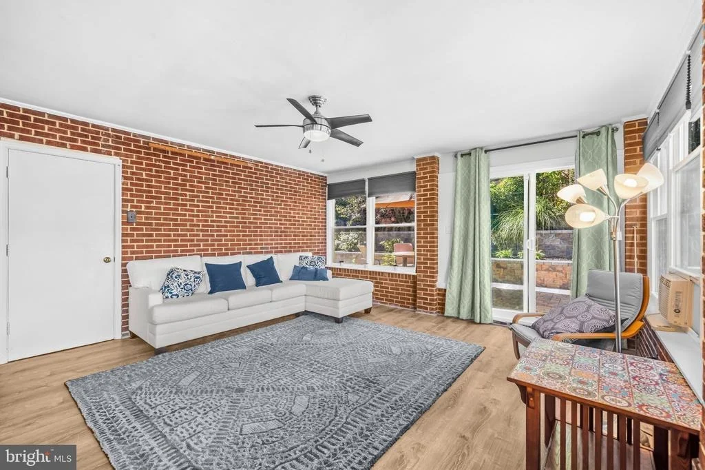 Photo of 1600 FLORA LANE