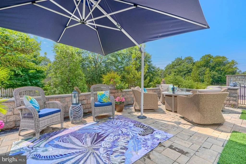 Photo of 320 BAYBERRY DRIVE