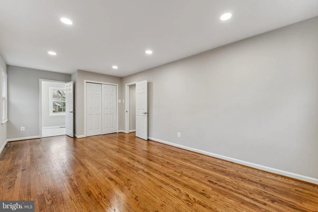 Photo of 3912 KING ARTHUR ROAD
