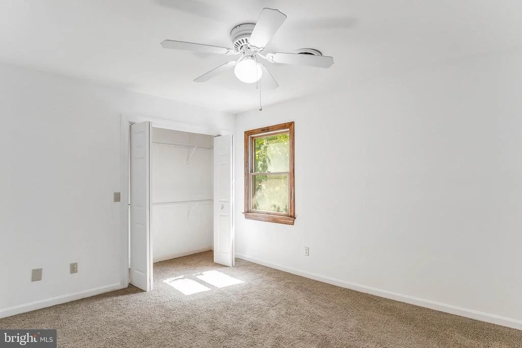 Photo of 28011 LINE ROAD