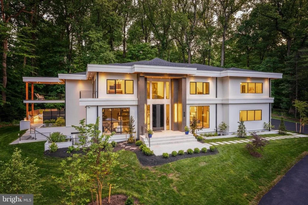 Photo of 7841 OLD DOMINION DRIVE