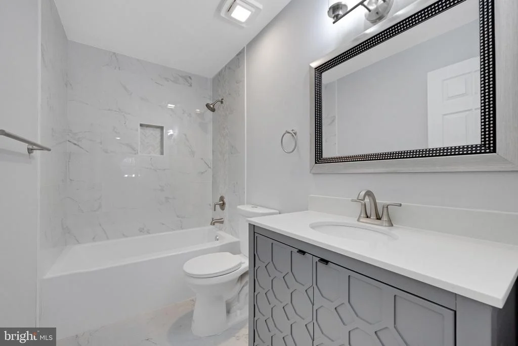 Photo of 319 W FOX TRAIL