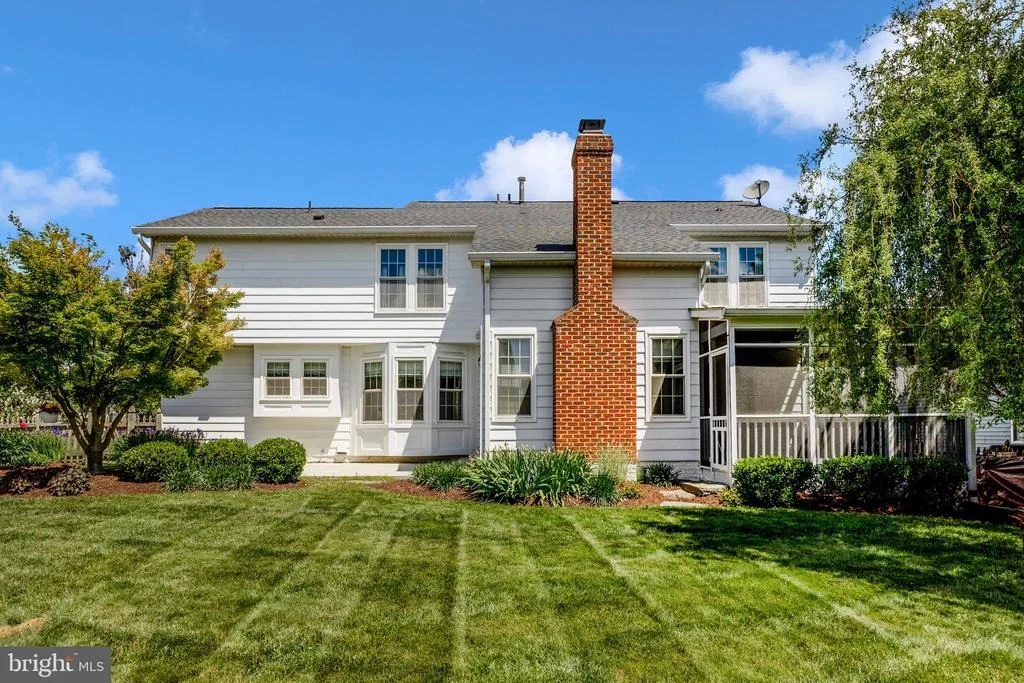 Photo of 6913 SOVEREIGN PLACE