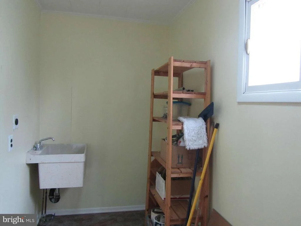 Photo of 10816 SCOTT DRIVE