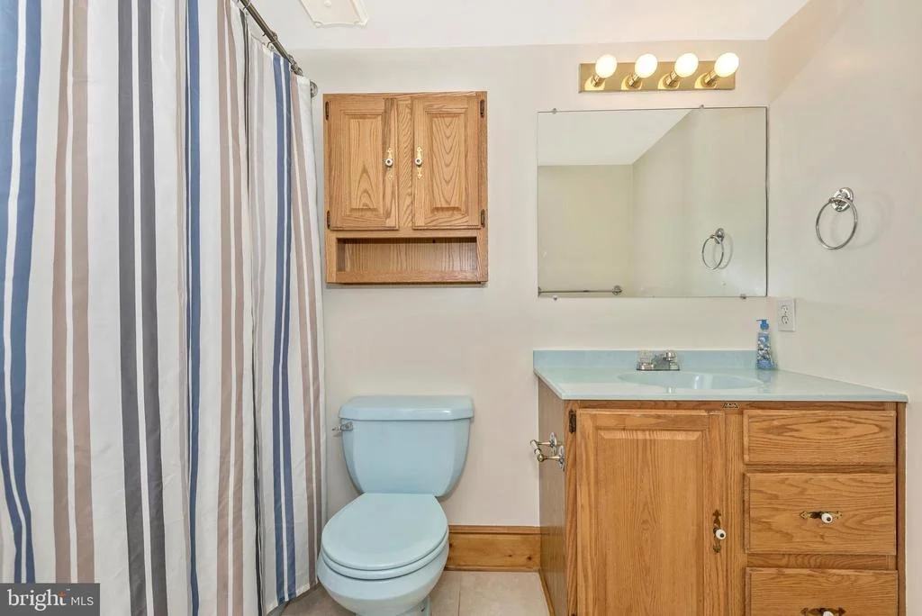 Photo of Unit 21 at 423 CHRISTOPHER AVENUE
