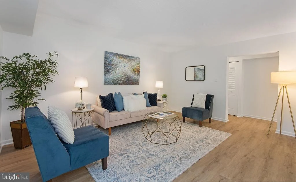 Photo of Unit 602B at 11600 STONEVIEW SQUARE
