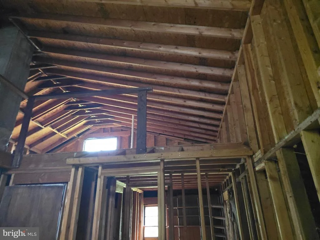 Photo of 9 MUNSON LANE