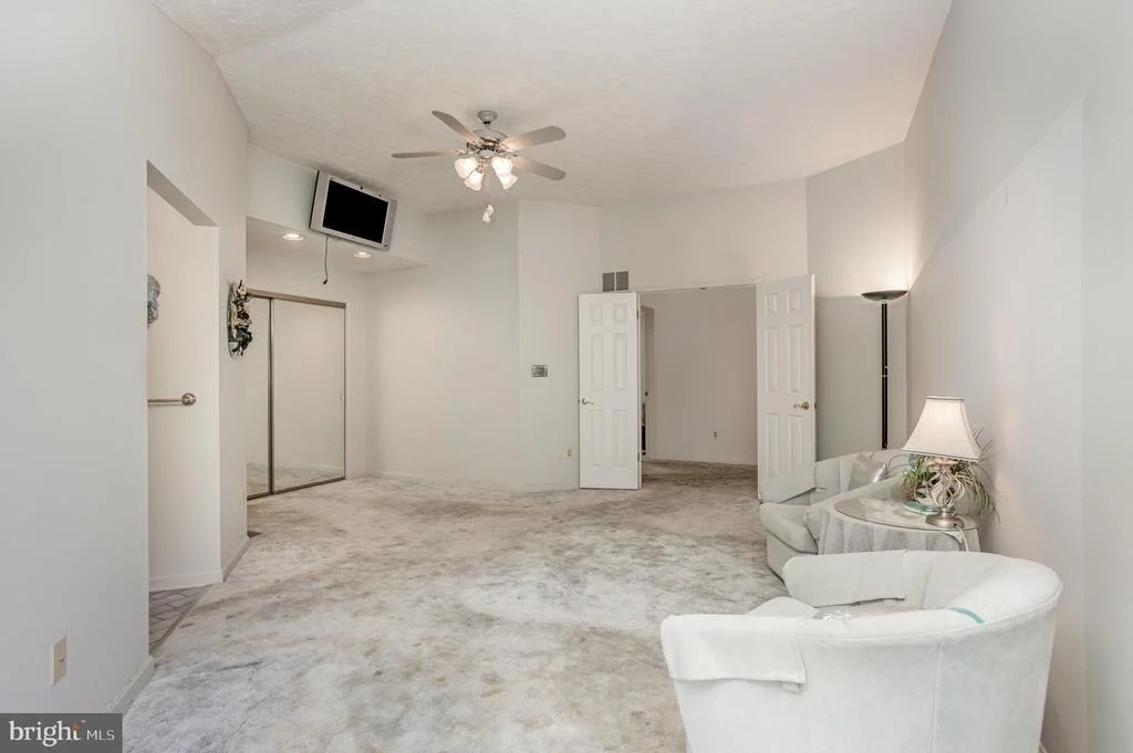 Photo of 7252 MEADOW LANE