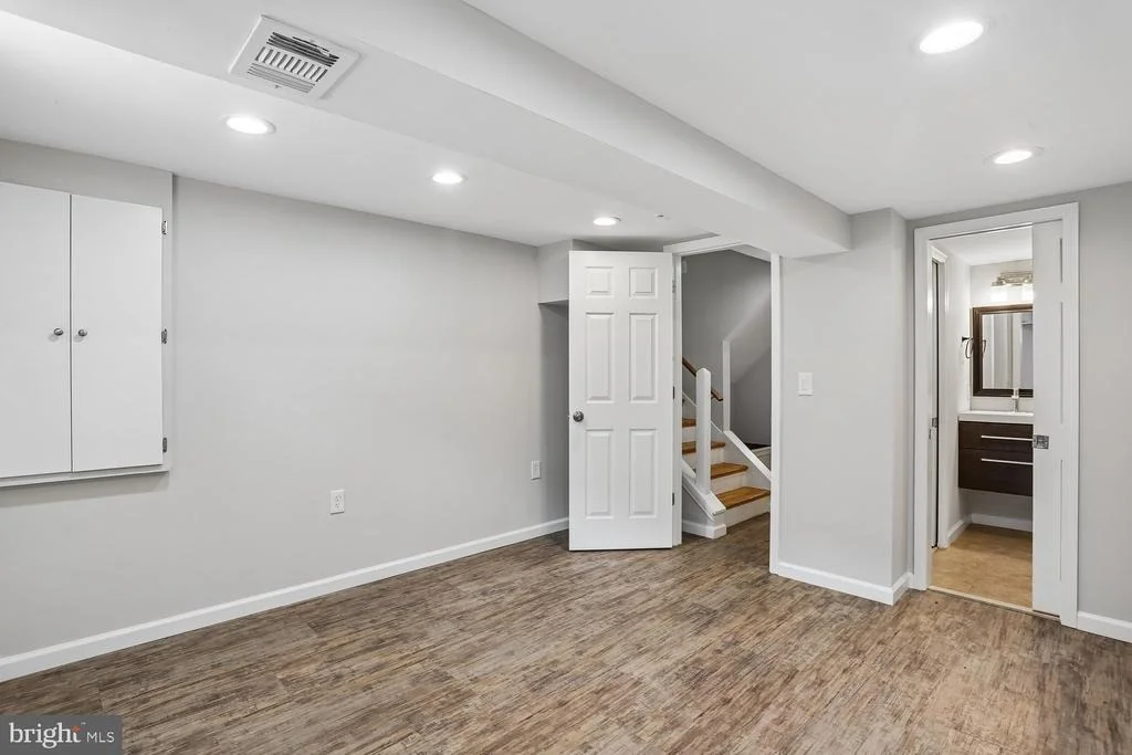Photo of 811 KENBROOK DRIVE