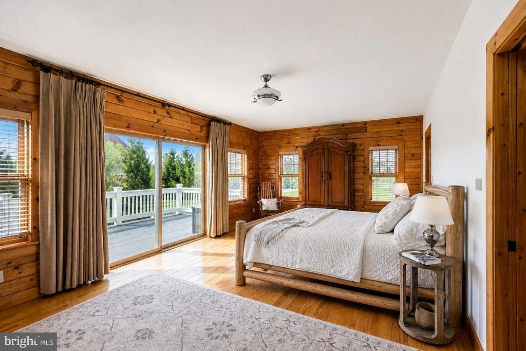 Photo of 282 LAKEFRONT LINKS DRIVE