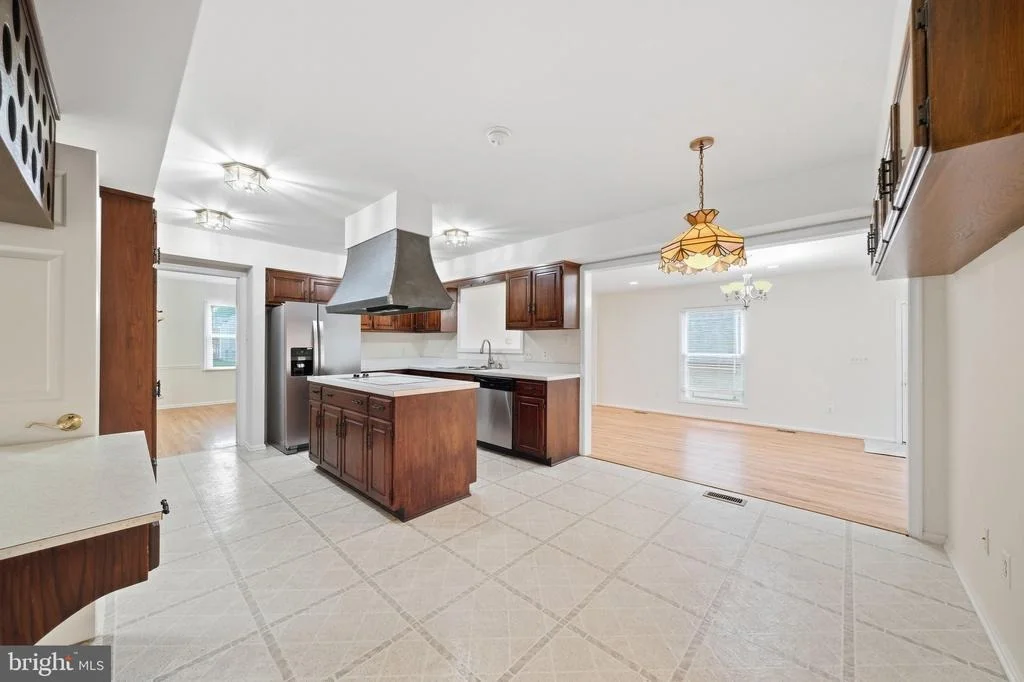 Photo of 1052 RIDGE ROAD