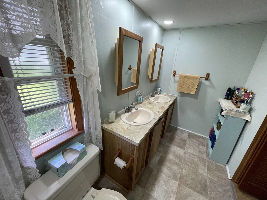 Photo of 33476 DAISY STREET