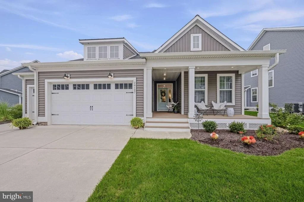 Photo of 24187 HEARTLEAF ROAD