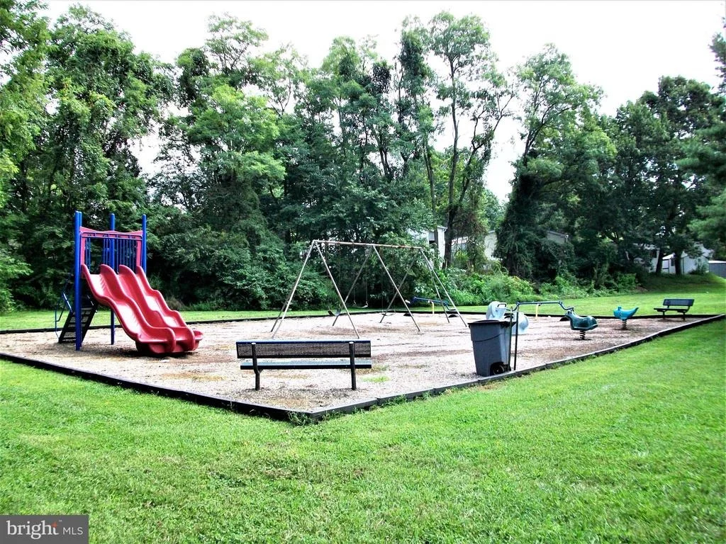 Photo of 481 KEITH ROAD