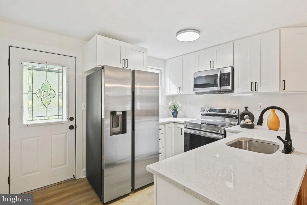 Photo of 515 FREYS ROAD
