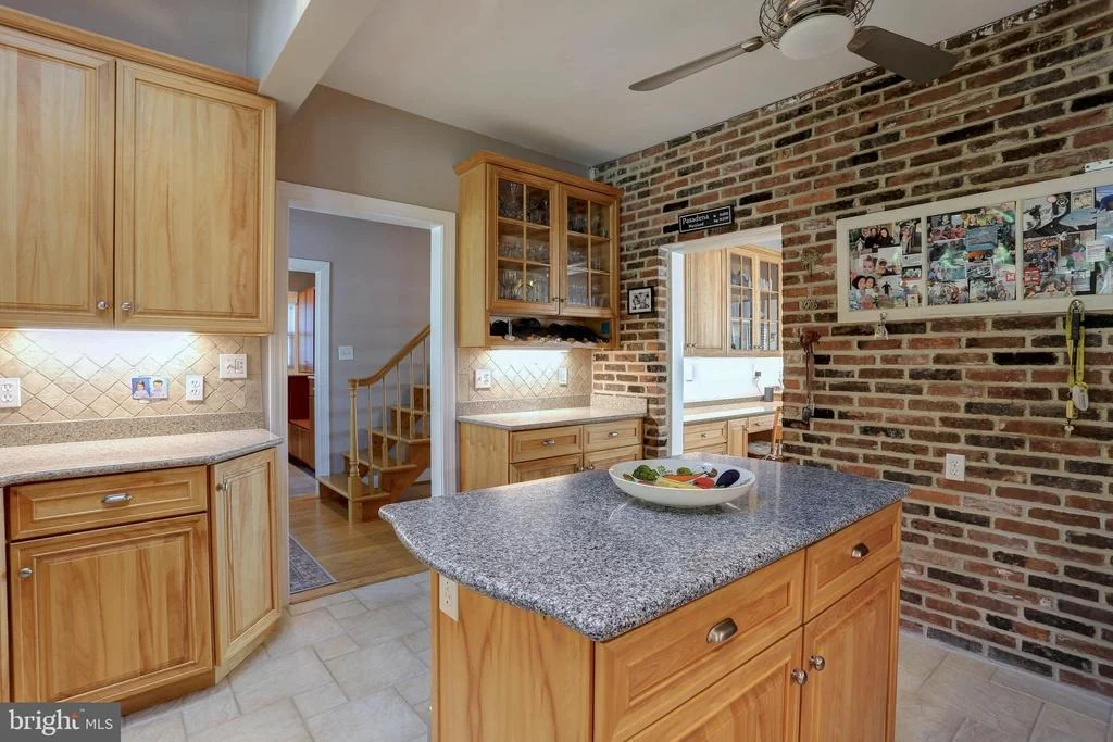 Photo of 8171 BAYSIDE DRIVE