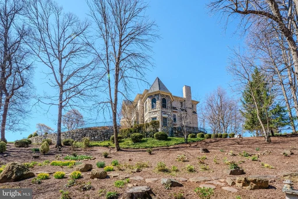 Photo of 40436 BEACON HILL DRIVE